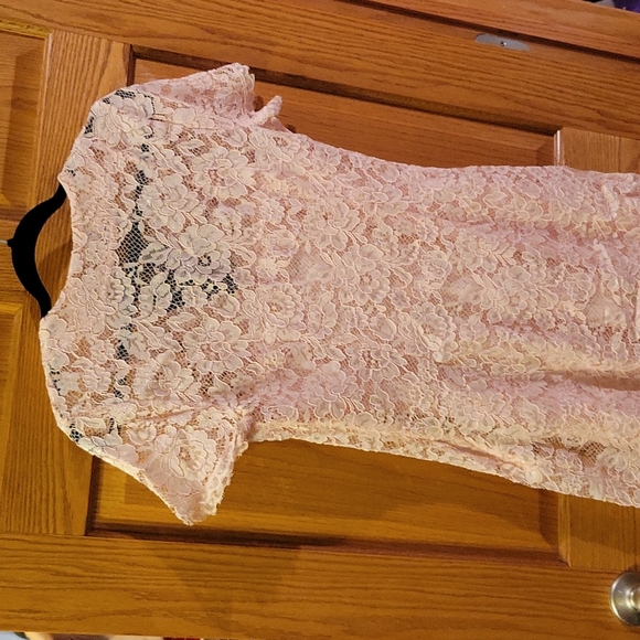 Beautiful dress - Picture 6 of 7